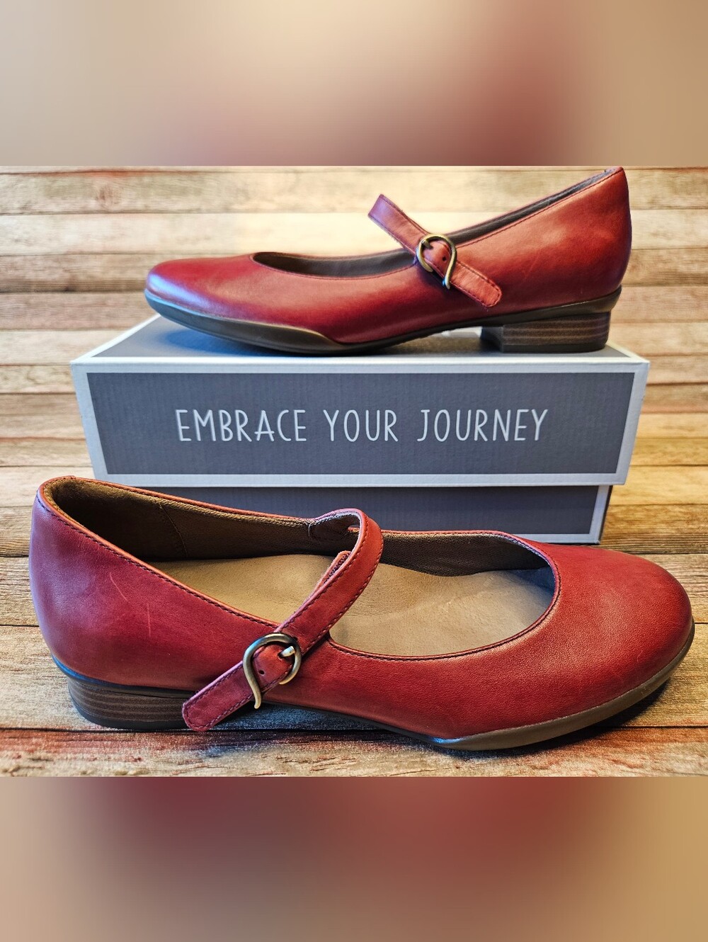 Dansko Kaelyn Mary Jane shoes in cabernet leather. Size 39